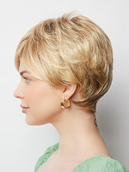 Bay: Lace Front Synthetic Wig