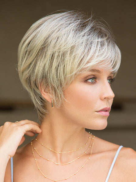 Megan : Synthetic Wig