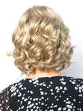 Reign : Lace Front Synthetic Wig