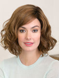 Reign : Lace Front Synthetic Wig